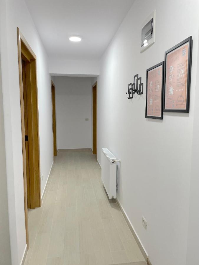Cosy&Minimalistic Apartments - Haret Building Sinaia Luaran gambar