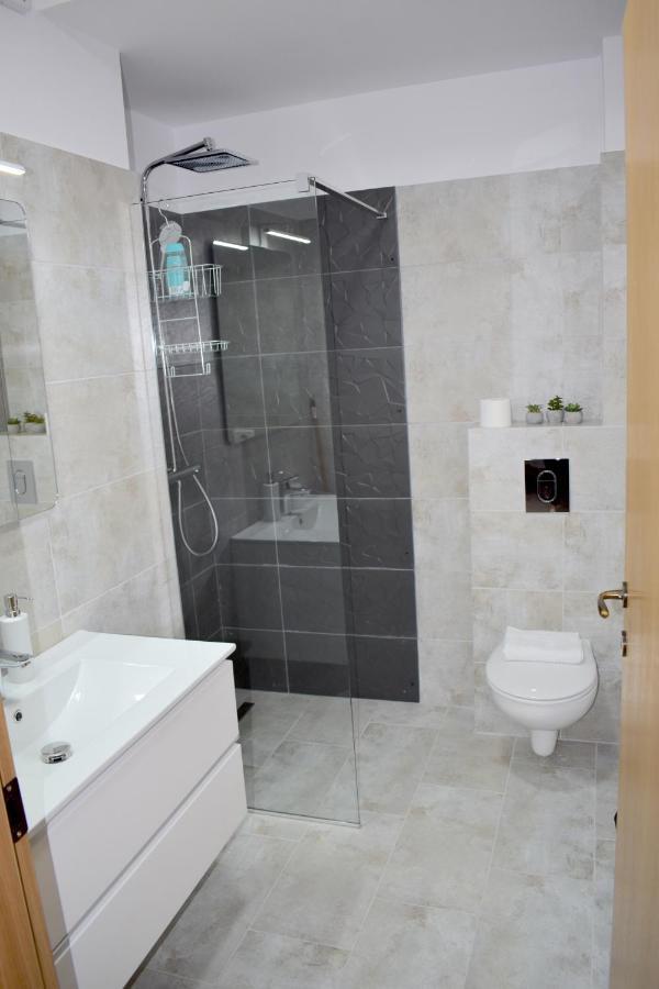 Cosy&Minimalistic Apartments - Haret Building Sinaia Luaran gambar