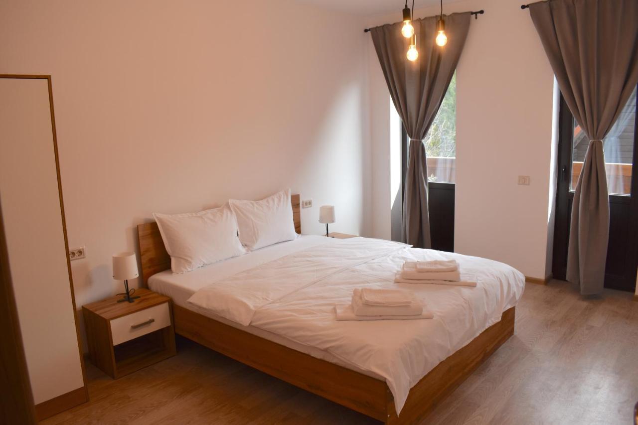 Cosy&Minimalistic Apartments - Haret Building Sinaia Luaran gambar